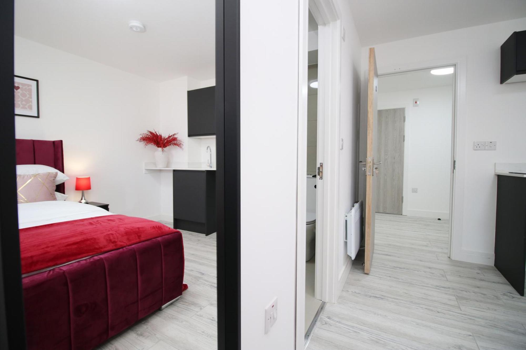 New Cardiff Bloc Exclusive Apartments By Prime Stays - Shops And Parking - Great For Groups And Families المظهر الخارجي الصورة